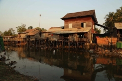 30Jan2015_Tonle Sap lake water people_5480