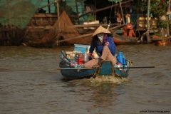 30jan2015_tonle-sap-lake-water-people_5178
