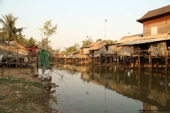 30jan2015_tonle-sap-lake-water-people_5497