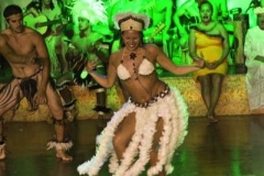 thumb_20160826_Easter Island show_0409_1024