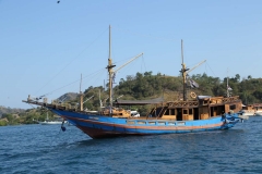 Lubuan Bajo, Rinca and Komodo_20150715_9156