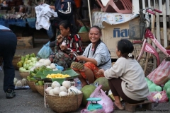 22feb2015_luang-prabang-morning-market_8039