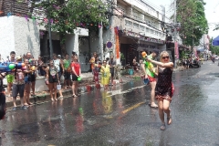 thai-new-year_20150413_2586