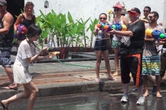 thai-new-year_20150413_2595